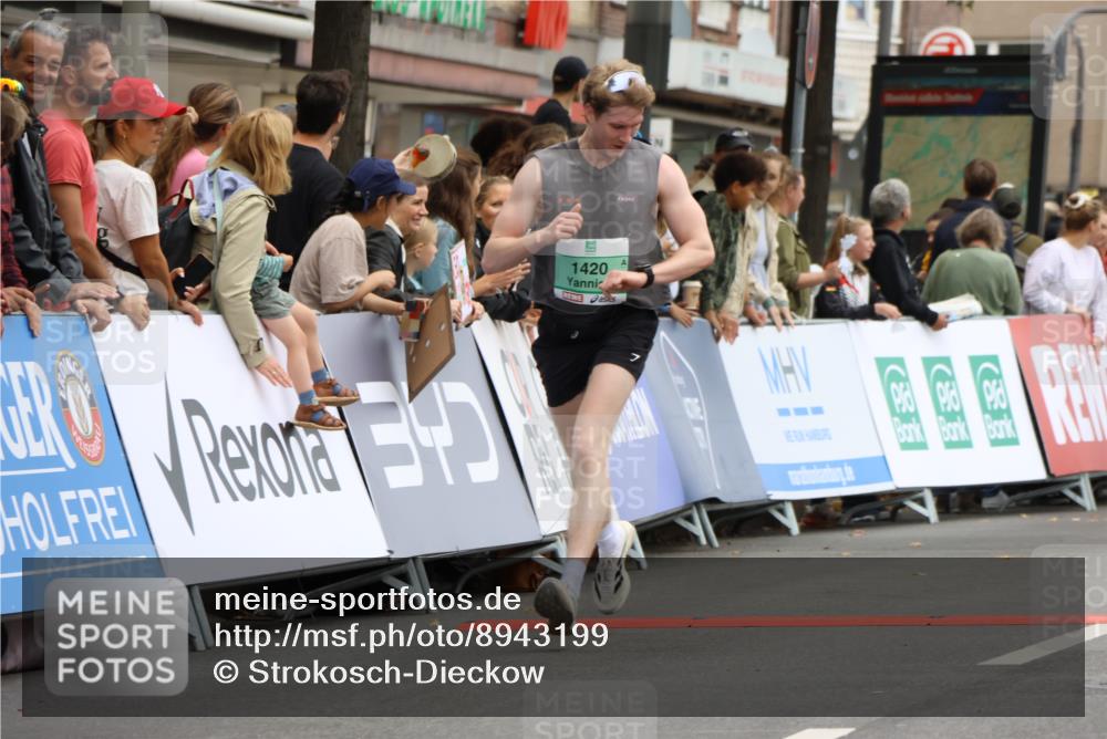 21.09.2025 - PSD Bank Halbmarathon Strokosch-Dieckow http://msf.ph/oto/8943199 21.09.2025 11:36:49 Ziel 1420, 1646, 2030, 2398 meine-sportfotos.de