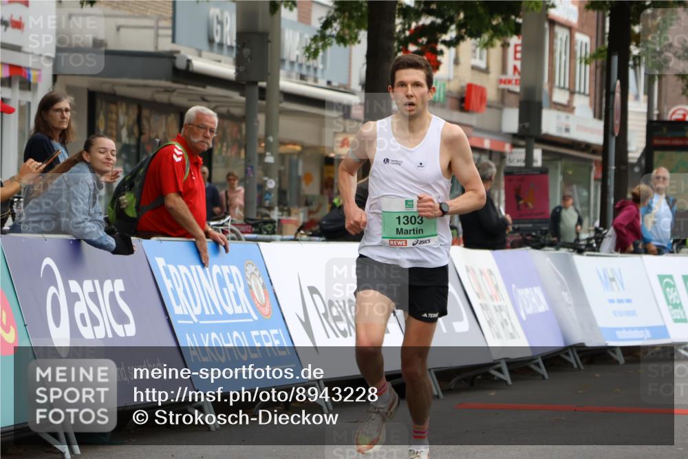 21.09.2025 - PSD Bank Halbmarathon Strokosch-Dieckow http://msf.ph/oto/8943228 21.09.2025 11:09:46 Ziel 1303 meine-sportfotos.de