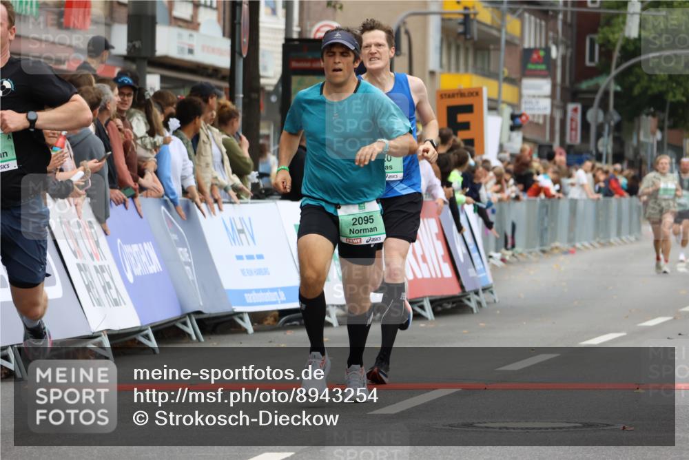 21.09.2025 - PSD Bank Halbmarathon Strokosch-Dieckow http://msf.ph/oto/8943254 21.09.2025 11:37:21 Ziel 1185, 1998, 2032, 2095, 2120 meine-sportfotos.de