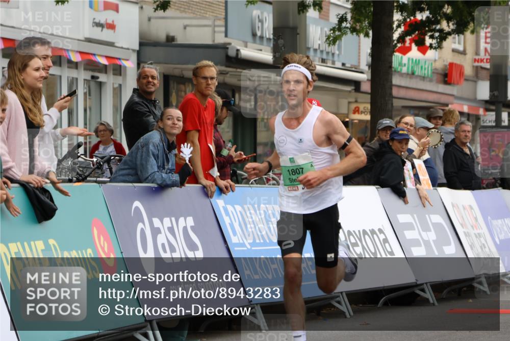 21.09.2025 - PSD Bank Halbmarathon Strokosch-Dieckow http://msf.ph/oto/8943283 21.09.2025 11:12:38 Ziel 1807 meine-sportfotos.de