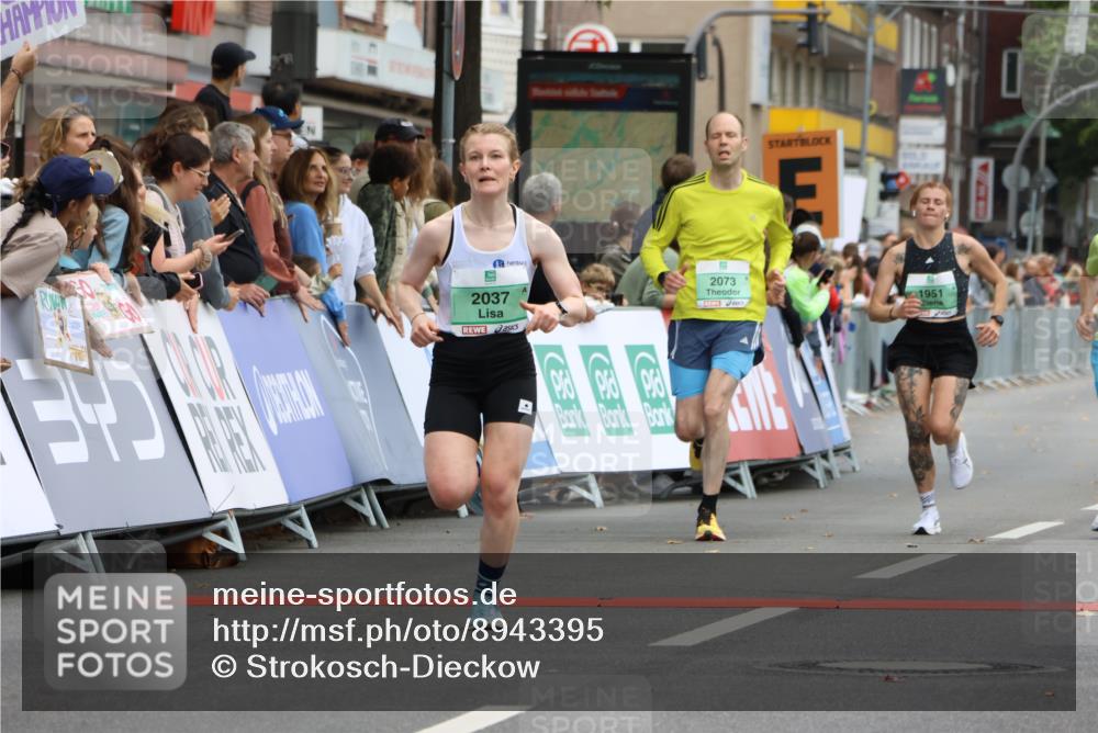 21.09.2025 - PSD Bank Halbmarathon Strokosch-Dieckow http://msf.ph/oto/8943395 21.09.2025 11:38:29 Ziel 1951, 1984, 1985, 2037, 2073, 2077, 2099, 2200 meine-sportfotos.de