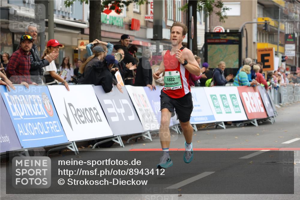21.09.2025 - PSD Bank Halbmarathon Strokosch-Dieckow http://msf.ph/oto/8943412 21.09.2025 11:16:00 Ziel 1832 meine-sportfotos.de