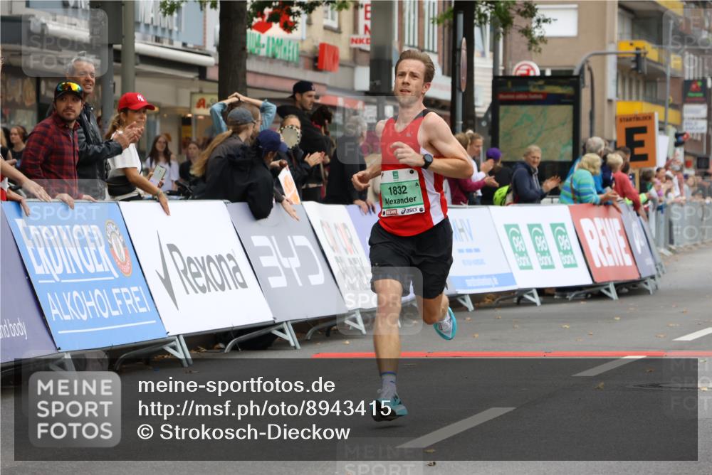 21.09.2025 - PSD Bank Halbmarathon Strokosch-Dieckow http://msf.ph/oto/8943415 21.09.2025 11:16:00 Ziel 1832 meine-sportfotos.de