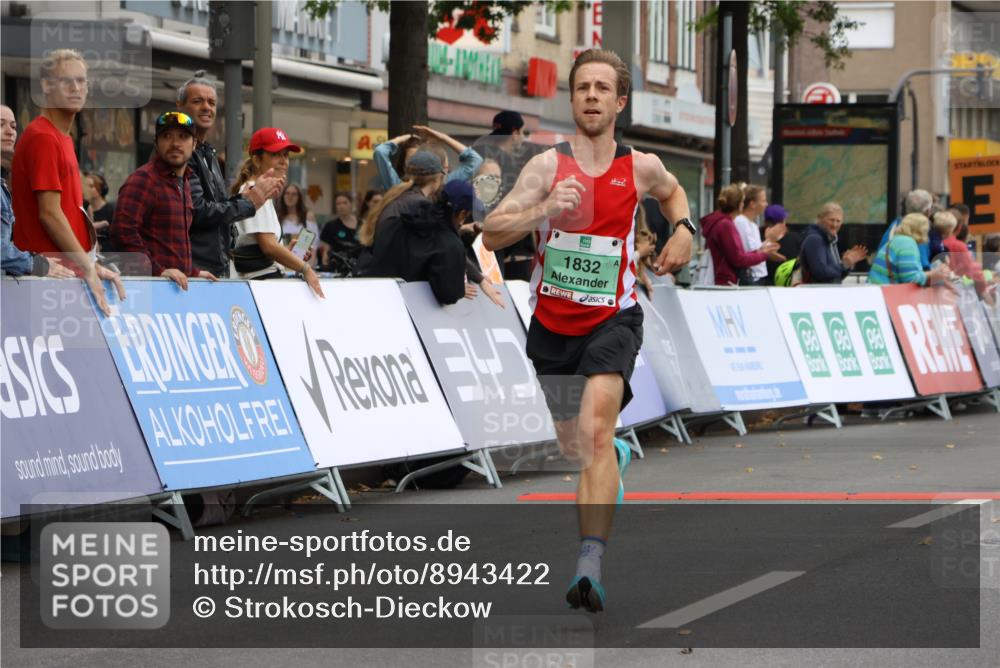 21.09.2025 - PSD Bank Halbmarathon Strokosch-Dieckow http://msf.ph/oto/8943422 21.09.2025 11:16:00 Ziel 1832 meine-sportfotos.de