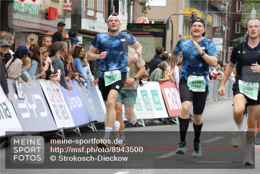 21.09.2025 - PSD Bank Halbmarathon Strokosch-Dieckow http://msf.ph/oto/8943500 21.09.2025 11:39:11 Ziel 1227, 2038, 2062, 2064, 2080, 2175 meine-sportfotos.de