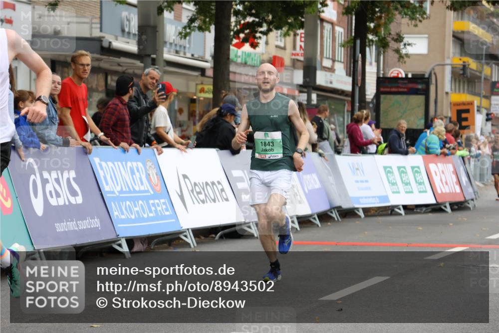 21.09.2025 - PSD Bank Halbmarathon Strokosch-Dieckow http://msf.ph/oto/8943502 21.09.2025 11:16:51 Ziel 1095, 1306, 1843 meine-sportfotos.de