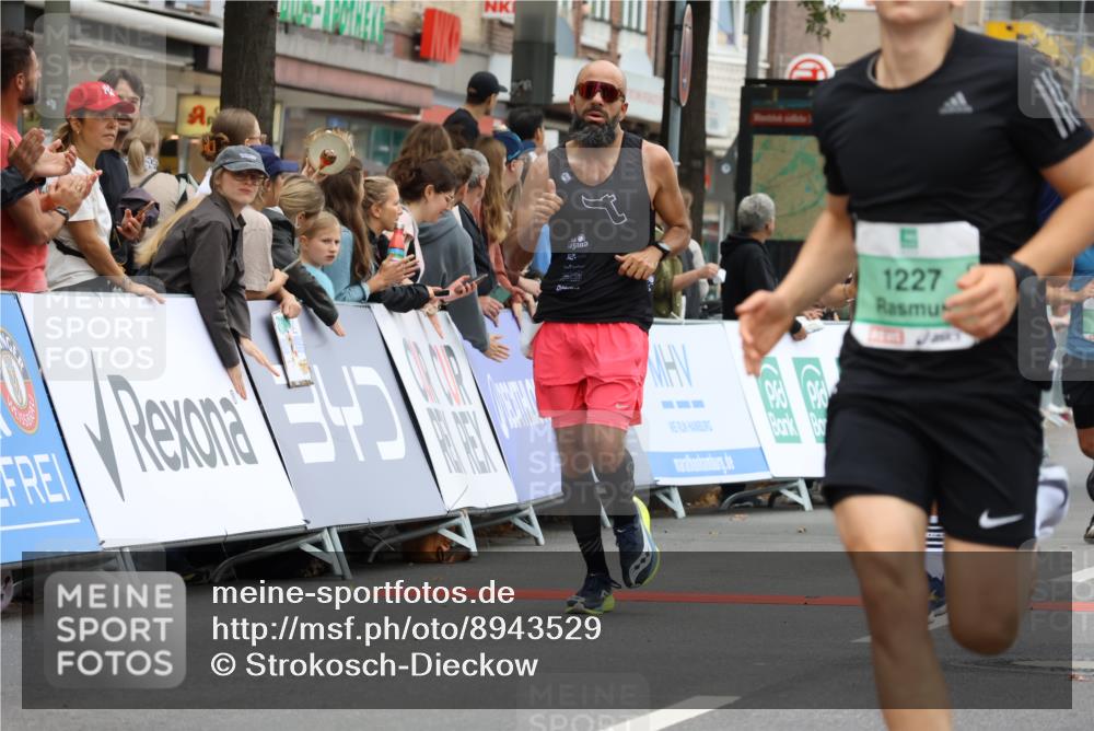 21.09.2025 - PSD Bank Halbmarathon Strokosch-Dieckow http://msf.ph/oto/8943529 21.09.2025 11:39:18 Ziel 1110, 1227, 1248, 1416, 1769, 1901, 2038, 2062, 2064, 2080, 2175, 4055 meine-sportfotos.de
