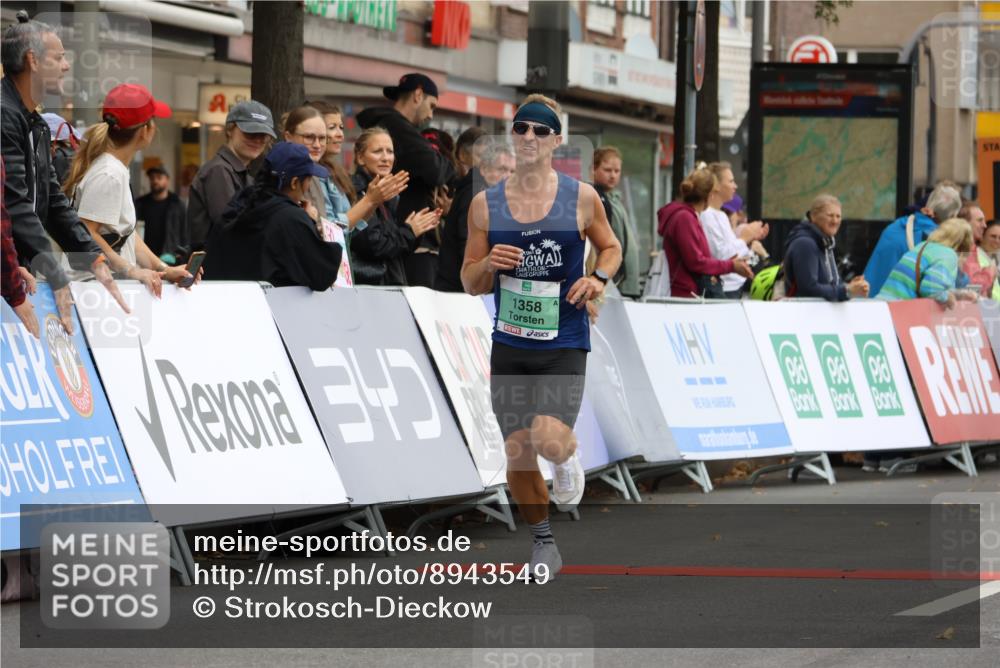 21.09.2025 - PSD Bank Halbmarathon Strokosch-Dieckow http://msf.ph/oto/8943549 21.09.2025 11:17:06 Ziel 1095, 1358 meine-sportfotos.de