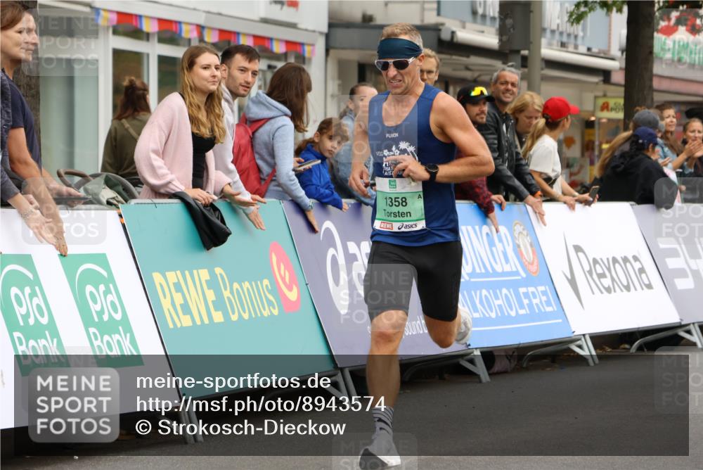 21.09.2025 - PSD Bank Halbmarathon Strokosch-Dieckow http://msf.ph/oto/8943574 21.09.2025 11:17:08 Ziel 1358 meine-sportfotos.de