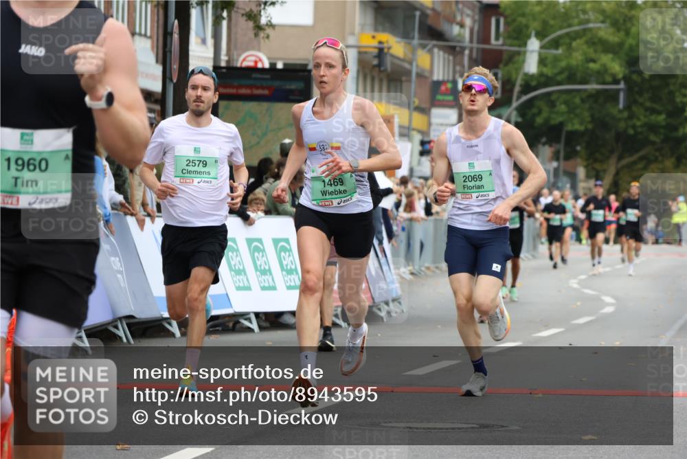 21.09.2025 - PSD Bank Halbmarathon Strokosch-Dieckow http://msf.ph/oto/8943595 21.09.2025 11:39:42 Ziel 1469, 1483, 1784, 1960, 1970, 2059, 2069, 2084, 2085, 2333, 2579, 2897, 3909 meine-sportfotos.de