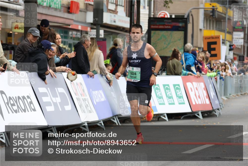 21.09.2025 - PSD Bank Halbmarathon Strokosch-Dieckow http://msf.ph/oto/8943652 21.09.2025 11:18:26 Ziel 1828 meine-sportfotos.de