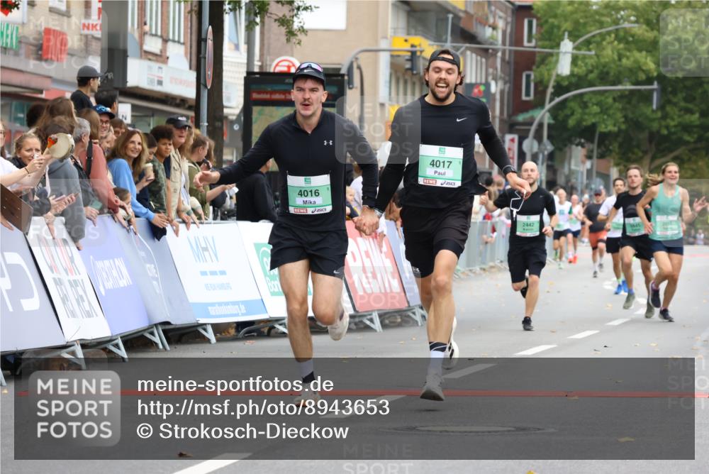 21.09.2025 - PSD Bank Halbmarathon Strokosch-Dieckow http://msf.ph/oto/8943653 21.09.2025 11:39:55 Ziel 1645, 1968, 2015, 2085, 2442, 4016, 4017 meine-sportfotos.de