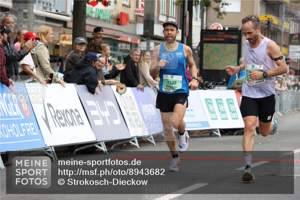 21.09.2025 - PSD Bank Halbmarathon Strokosch-Dieckow http://msf.ph/oto/8943682 21.09.2025 11:18:36 Ziel 1327, 3899 meine-sportfotos.de
