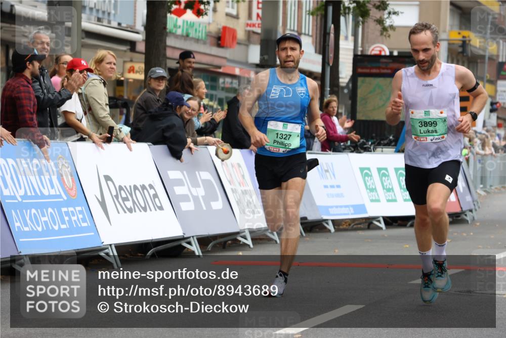 21.09.2025 - PSD Bank Halbmarathon Strokosch-Dieckow http://msf.ph/oto/8943689 21.09.2025 11:18:37 Ziel 1327, 3899 meine-sportfotos.de