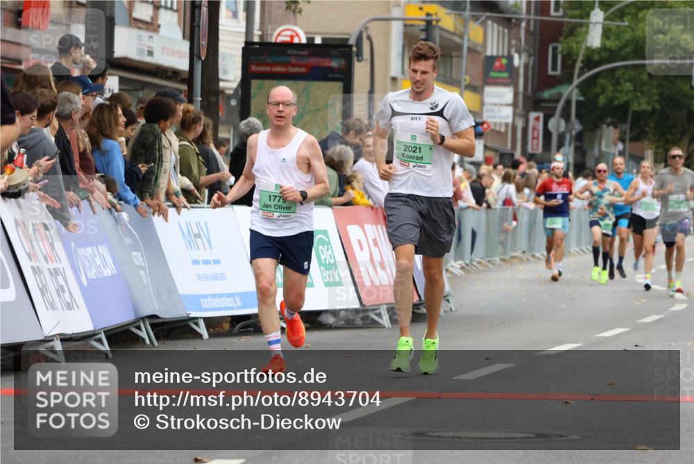 21.09.2025 - PSD Bank Halbmarathon Strokosch-Dieckow http://msf.ph/oto/8943704 21.09.2025 11:40:17 Ziel 1566, 1712, 1779, 1932, 2021, 2063 meine-sportfotos.de
