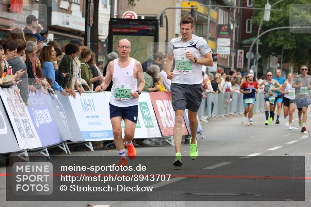 21.09.2025 - PSD Bank Halbmarathon Strokosch-Dieckow http://msf.ph/oto/8943707 21.09.2025 11:40:17 Ziel 1566, 1712, 1779, 1932, 2021, 2063 meine-sportfotos.de