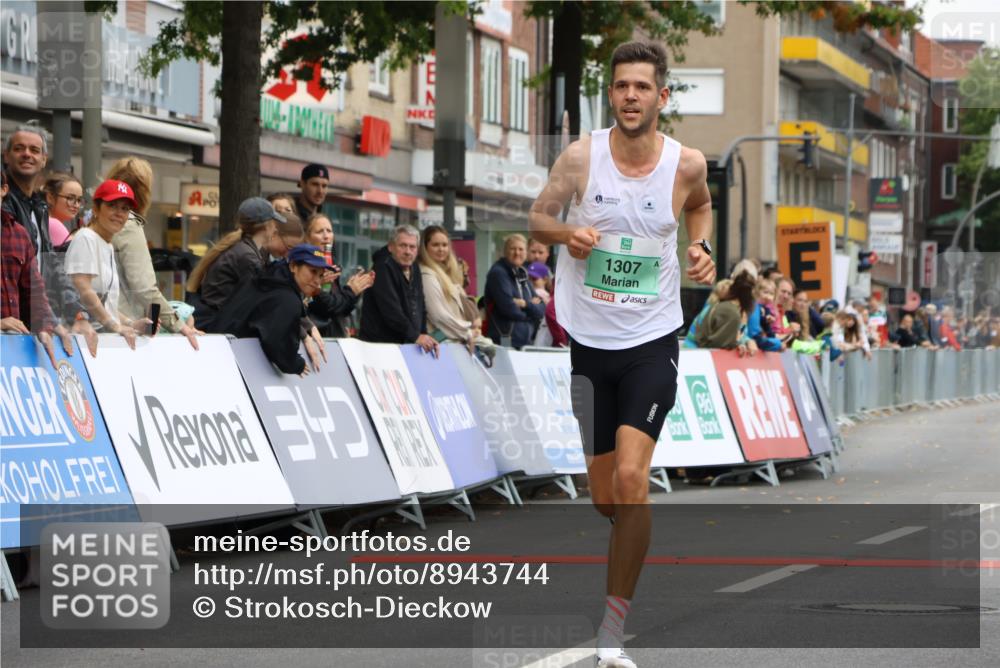 21.09.2025 - PSD Bank Halbmarathon Strokosch-Dieckow http://msf.ph/oto/8943744 21.09.2025 11:19:01 Ziel 1307, 1392 meine-sportfotos.de