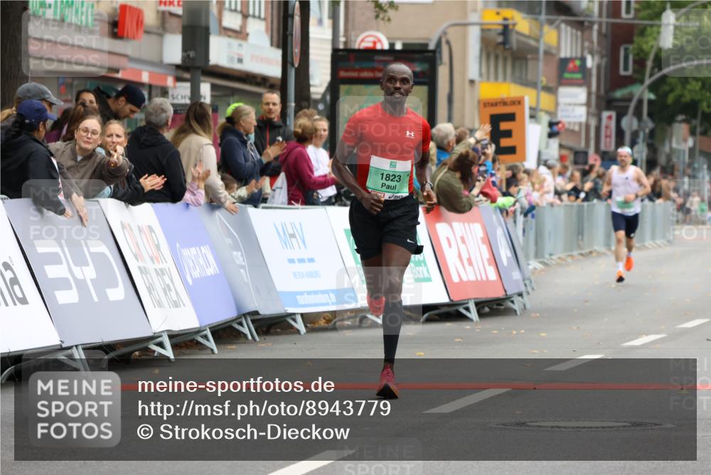 21.09.2025 - PSD Bank Halbmarathon Strokosch-Dieckow http://msf.ph/oto/8943779 21.09.2025 11:19:58 Ziel 1799, 1823 meine-sportfotos.de