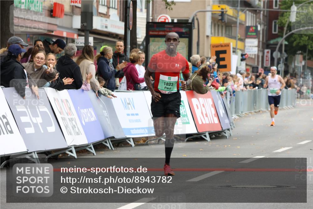 21.09.2025 - PSD Bank Halbmarathon Strokosch-Dieckow http://msf.ph/oto/8943782 21.09.2025 11:19:58 Ziel 1799, 1823 meine-sportfotos.de