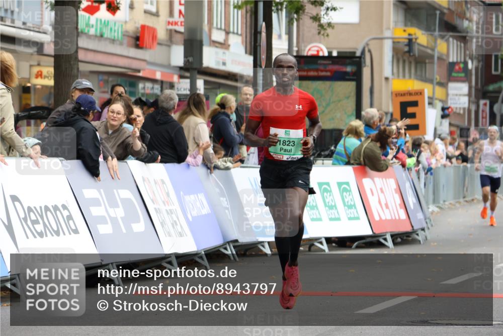 21.09.2025 - PSD Bank Halbmarathon Strokosch-Dieckow http://msf.ph/oto/8943797 21.09.2025 11:19:58 Ziel 1799, 1823 meine-sportfotos.de