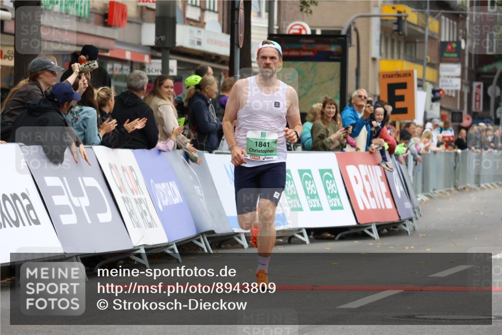 21.09.2025 - PSD Bank Halbmarathon Strokosch-Dieckow http://msf.ph/oto/8943809 21.09.2025 11:20:06 Ziel 1823, 1841 meine-sportfotos.de