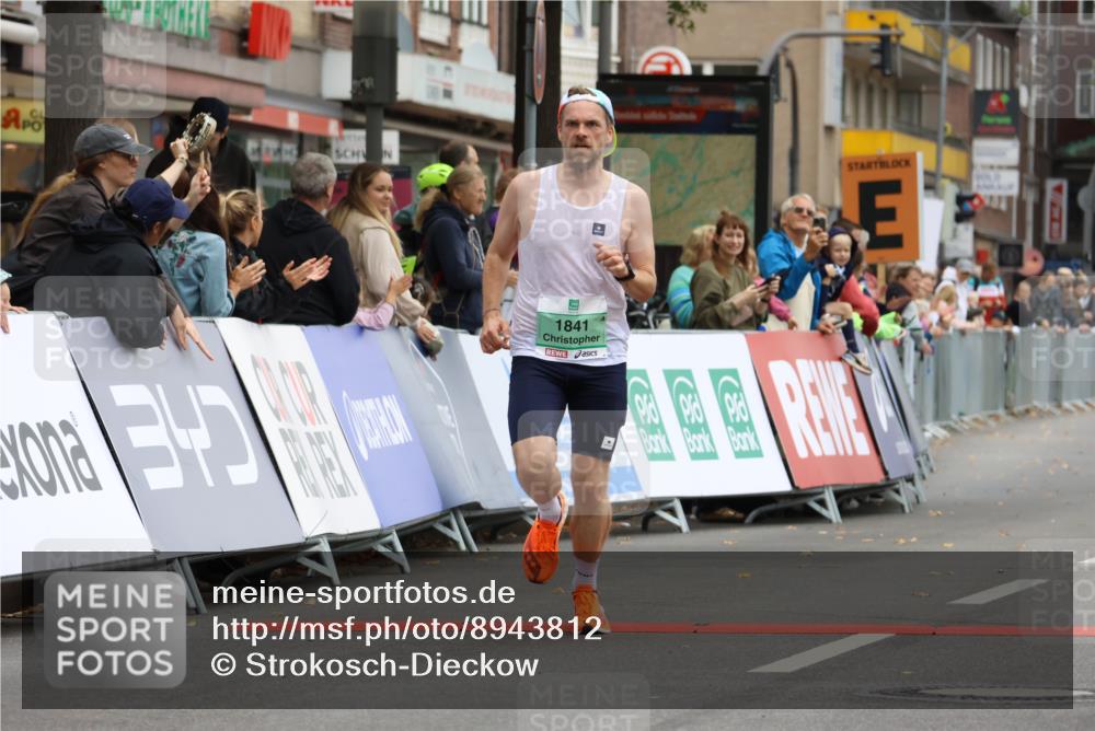 21.09.2025 - PSD Bank Halbmarathon Strokosch-Dieckow http://msf.ph/oto/8943812 21.09.2025 11:20:06 Ziel 1823, 1841 meine-sportfotos.de