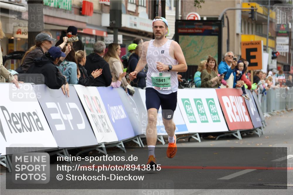 21.09.2025 - PSD Bank Halbmarathon Strokosch-Dieckow http://msf.ph/oto/8943815 21.09.2025 11:20:06 Ziel 1823, 1841 meine-sportfotos.de