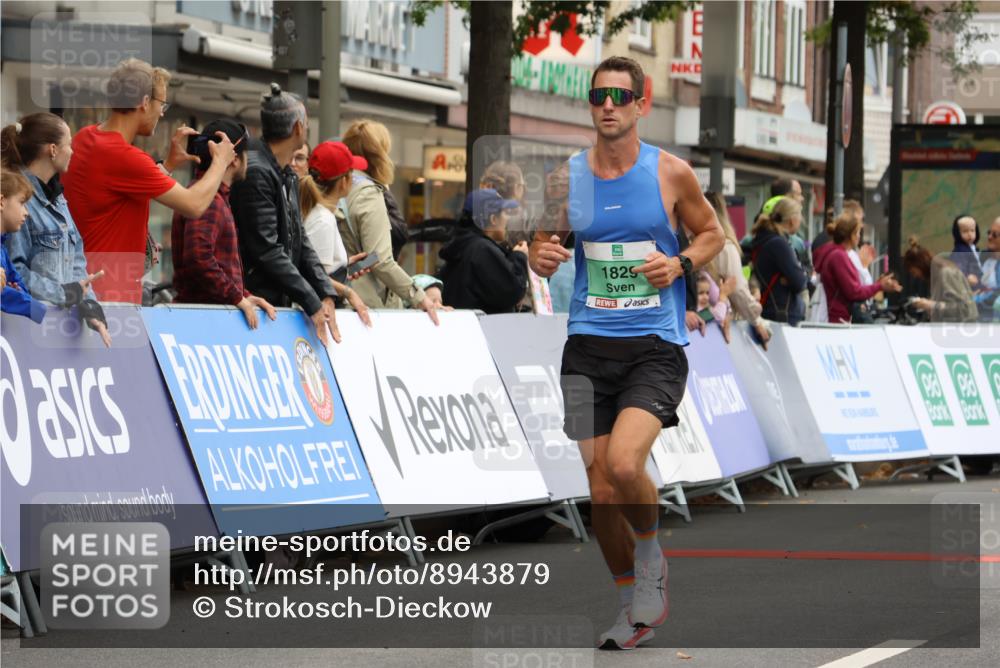 21.09.2025 - PSD Bank Halbmarathon Strokosch-Dieckow http://msf.ph/oto/8943879 21.09.2025 11:20:41 Ziel 1440, 1829 meine-sportfotos.de