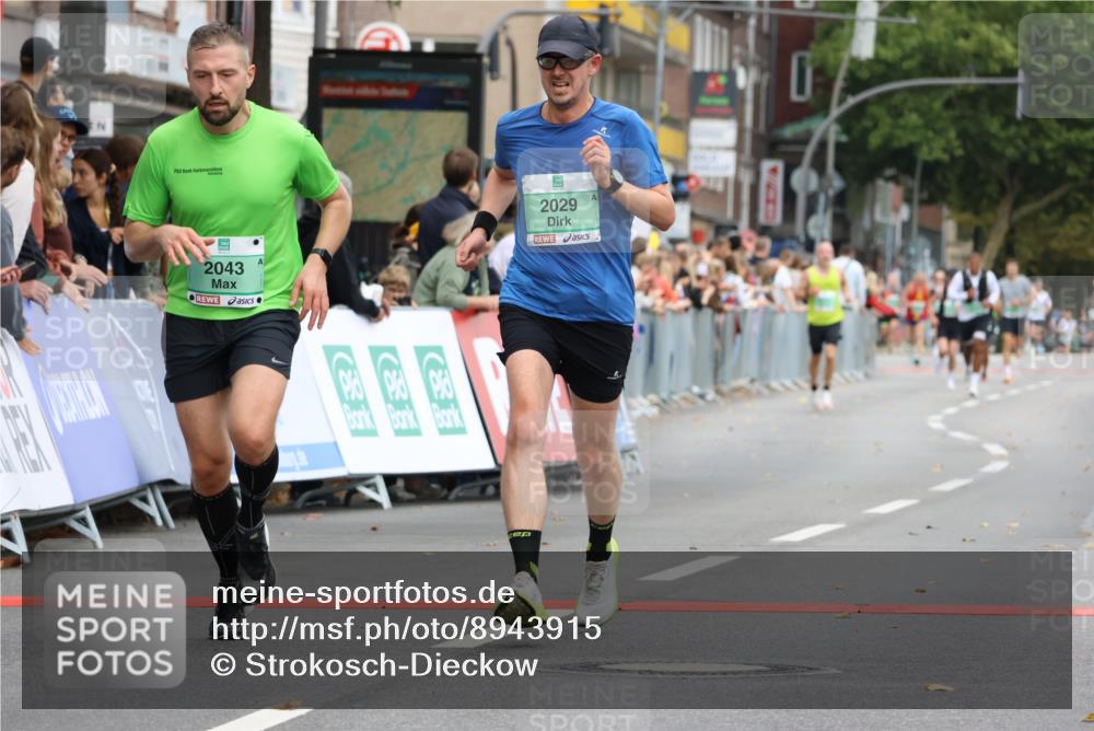 21.09.2025 - PSD Bank Halbmarathon Strokosch-Dieckow http://msf.ph/oto/8943915 21.09.2025 11:41:43 Ziel 1399, 1758, 1887, 2029, 2043, 2111, 3895 meine-sportfotos.de