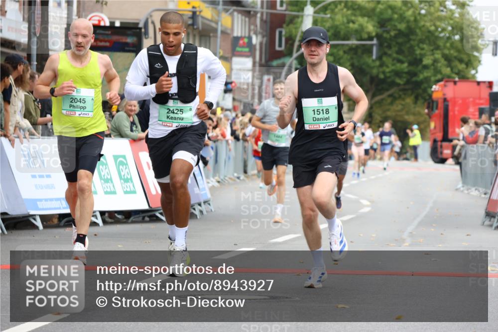 21.09.2025 - PSD Bank Halbmarathon Strokosch-Dieckow http://msf.ph/oto/8943927 21.09.2025 11:42:00 Ziel 1484, 1518, 1801, 2045, 2425 meine-sportfotos.de