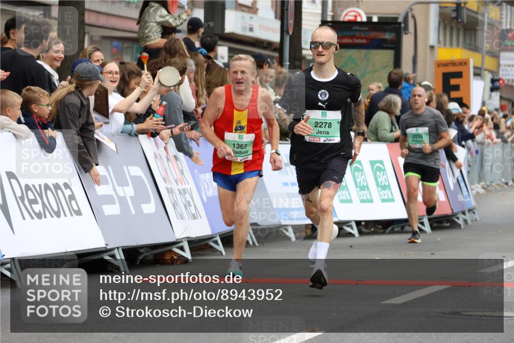21.09.2025 - PSD Bank Halbmarathon Strokosch-Dieckow http://msf.ph/oto/8943952 21.09.2025 11:42:13 Ziel 1363, 1484, 1801, 2224, 2278 meine-sportfotos.de