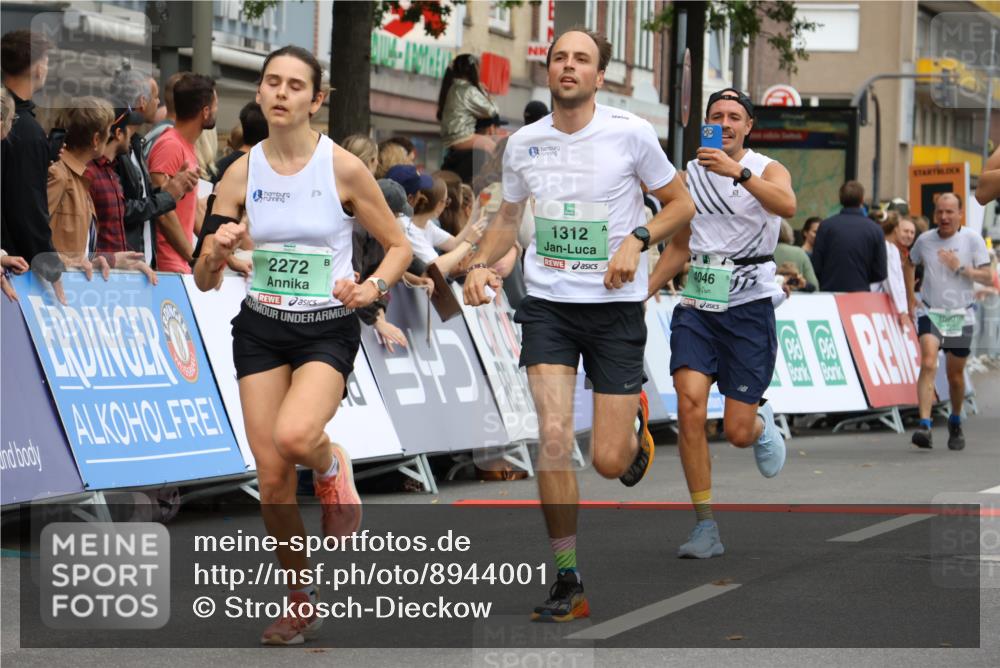 21.09.2025 - PSD Bank Halbmarathon Strokosch-Dieckow http://msf.ph/oto/8944001 21.09.2025 11:42:36 Ziel 1058, 1068, 1090, 1312, 1995, 2127, 2174, 2207, 2220, 2253, 2272, 2281, 3930, 4046 meine-sportfotos.de