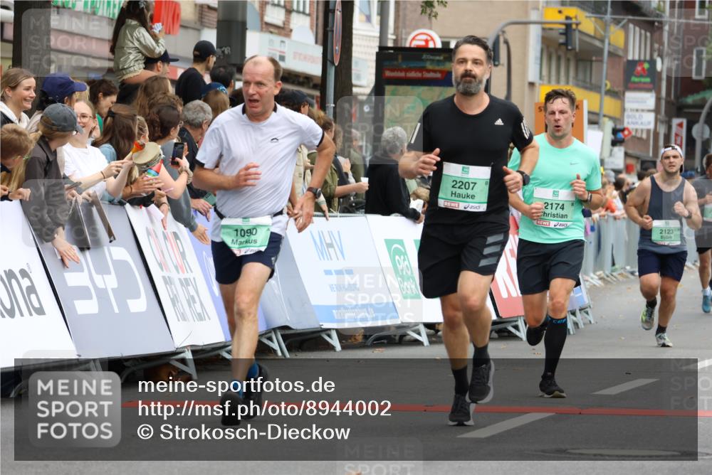21.09.2025 - PSD Bank Halbmarathon Strokosch-Dieckow http://msf.ph/oto/8944002 21.09.2025 11:42:39 Ziel 1068, 1090, 1312, 2123, 2127, 2174, 2207, 2272, 4046 meine-sportfotos.de