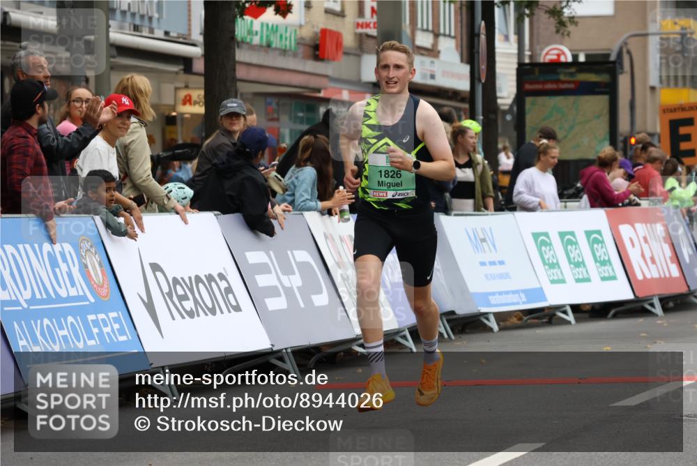21.09.2025 - PSD Bank Halbmarathon Strokosch-Dieckow http://msf.ph/oto/8944026 21.09.2025 11:22:22 Ziel 1826 meine-sportfotos.de