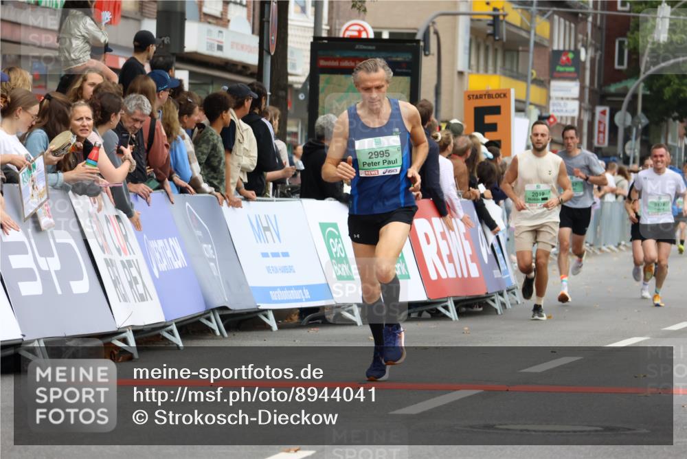 21.09.2025 - PSD Bank Halbmarathon Strokosch-Dieckow http://msf.ph/oto/8944041 21.09.2025 11:42:56 Ziel 1749, 1750, 2019, 2100, 2135, 2157, 2158, 2178, 2202, 2369, 2995, 3315 meine-sportfotos.de