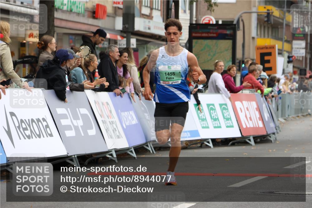 21.09.2025 - PSD Bank Halbmarathon Strokosch-Dieckow http://msf.ph/oto/8944077 21.09.2025 11:23:05 Ziel 1237, 1455, 1840 meine-sportfotos.de