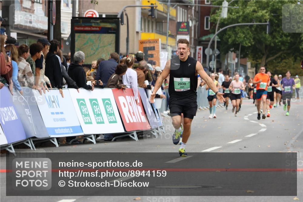 21.09.2025 - PSD Bank Halbmarathon Strokosch-Dieckow http://msf.ph/oto/8944159 21.09.2025 11:45:27 Ziel 1023, 1041, 2139, 2143, 2939 meine-sportfotos.de