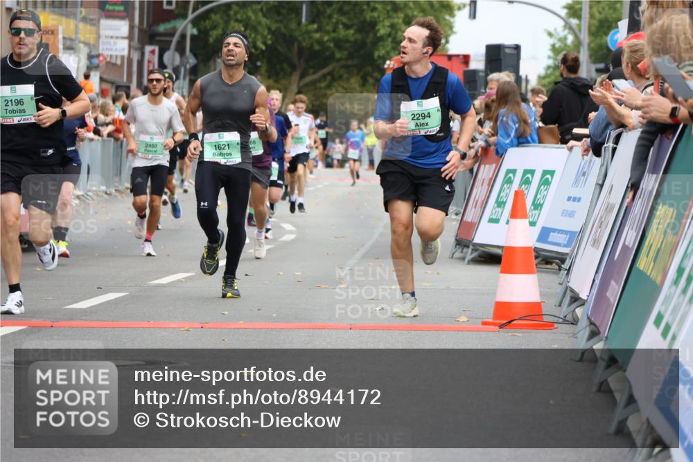 21.09.2025 - PSD Bank Halbmarathon Strokosch-Dieckow http://msf.ph/oto/8944172 21.09.2025 11:43:59 Ziel 1621, 1757, 1986, 2119, 2147, 2196, 2294, 2350, 2460, 3918 meine-sportfotos.de