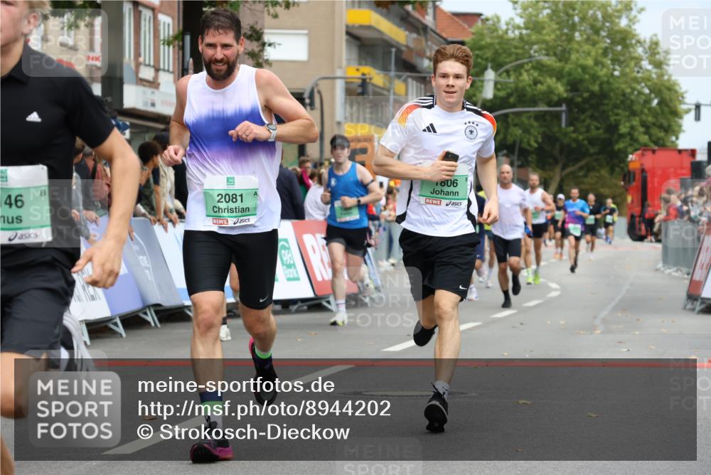 21.09.2025 - PSD Bank Halbmarathon Strokosch-Dieckow http://msf.ph/oto/8944202 21.09.2025 11:44:09 Ziel 1091, 1146, 1329, 1621, 1757, 1806, 1981, 1986, 2081, 2196, 2294, 2460, 3023, 4057 meine-sportfotos.de