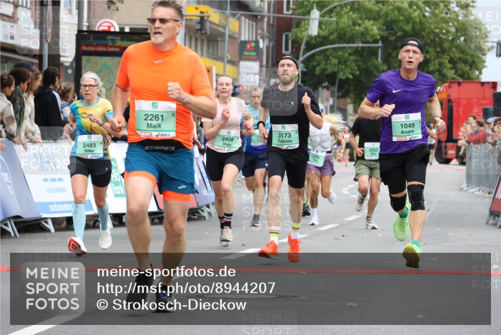 21.09.2025 - PSD Bank Halbmarathon Strokosch-Dieckow http://msf.ph/oto/8944207 21.09.2025 11:45:40 Ziel 1041, 1049, 1534, 2117, 2261, 2292, 2409, 2422, 2483, 3173 meine-sportfotos.de