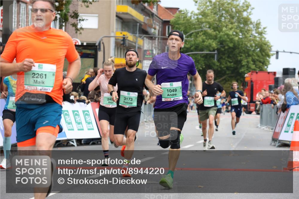 21.09.2025 - PSD Bank Halbmarathon Strokosch-Dieckow http://msf.ph/oto/8944220 21.09.2025 11:45:41 Ziel 1041, 1049, 1534, 2117, 2261, 2292, 2409, 2422, 2483, 3173 meine-sportfotos.de