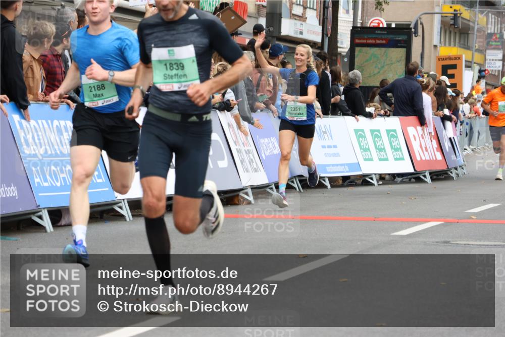21.09.2025 - PSD Bank Halbmarathon Strokosch-Dieckow http://msf.ph/oto/8944267 21.09.2025 11:44:30 Ziel 1020, 1743, 1798, 1839, 2184, 2188, 2351, 2386, 3923 meine-sportfotos.de
