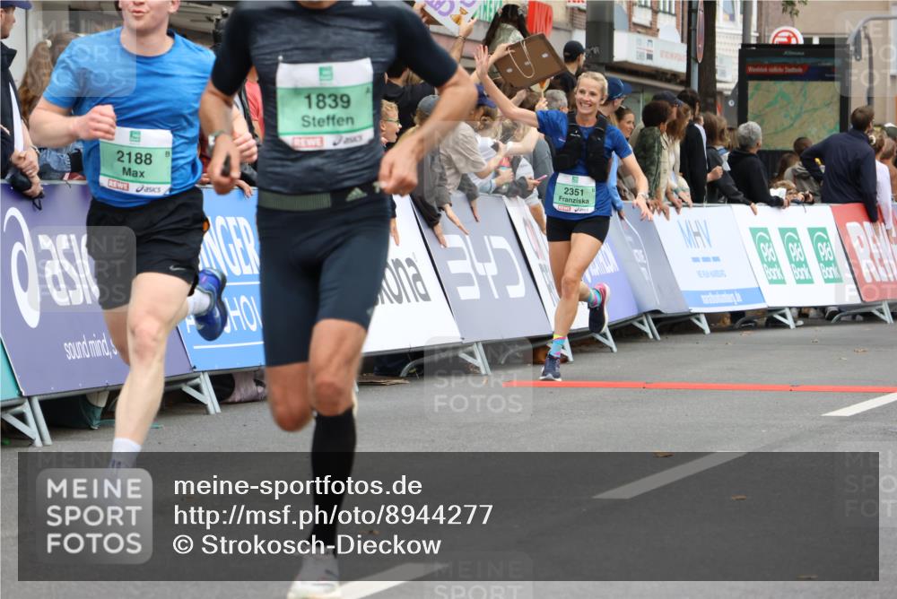 21.09.2025 - PSD Bank Halbmarathon Strokosch-Dieckow http://msf.ph/oto/8944277 21.09.2025 11:44:31 Ziel 1743, 1798, 1839, 2184, 2188, 2351, 3923 meine-sportfotos.de