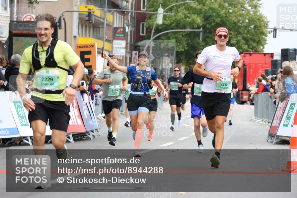 21.09.2025 - PSD Bank Halbmarathon Strokosch-Dieckow http://msf.ph/oto/8944288 21.09.2025 11:46:06 Ziel 1062, 1751, 2129, 2141, 2229, 2235 meine-sportfotos.de