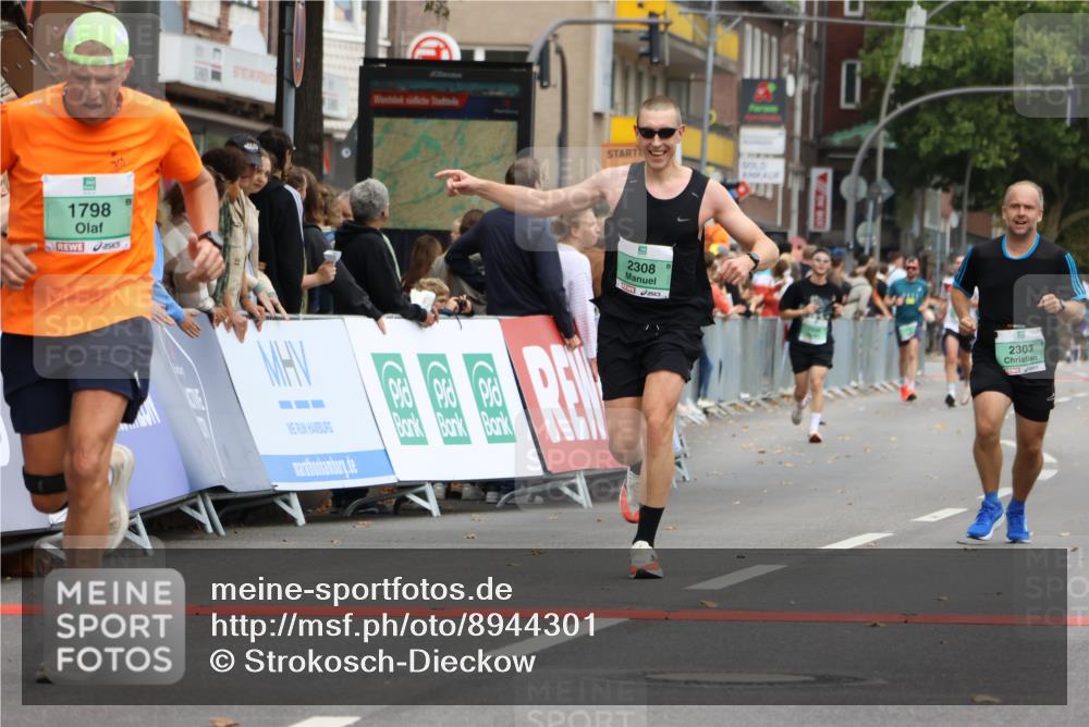21.09.2025 - PSD Bank Halbmarathon Strokosch-Dieckow http://msf.ph/oto/8944301 21.09.2025 11:44:36 Ziel 1743, 1798, 1839, 2184, 2188, 2303, 2308, 2351 meine-sportfotos.de
