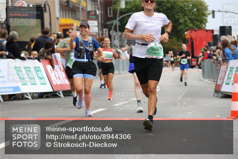21.09.2025 - PSD Bank Halbmarathon Strokosch-Dieckow http://msf.ph/oto/8944306 21.09.2025 11:46:07 Ziel 1062, 1751, 2129, 2141, 2229, 2235 meine-sportfotos.de