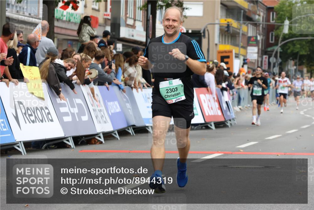 21.09.2025 - PSD Bank Halbmarathon Strokosch-Dieckow http://msf.ph/oto/8944319 21.09.2025 11:44:42 Ziel 1554, 1798, 2303, 2308 meine-sportfotos.de