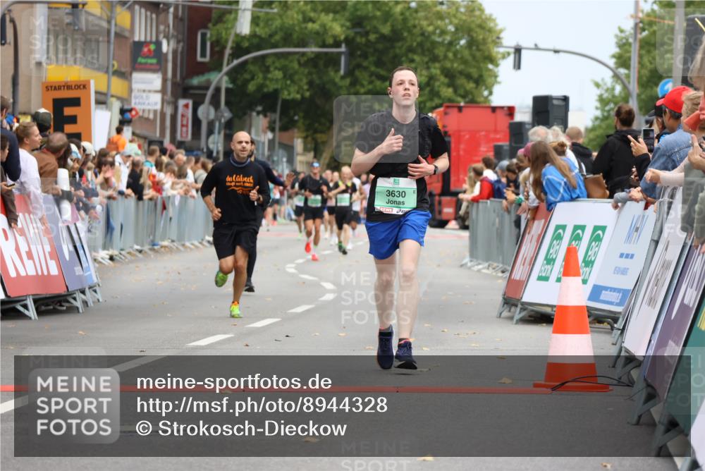 21.09.2025 - PSD Bank Halbmarathon Strokosch-Dieckow http://msf.ph/oto/8944328 21.09.2025 11:46:18 Ziel 1019, 1062, 1751, 2129, 2791, 2931, 3630 meine-sportfotos.de