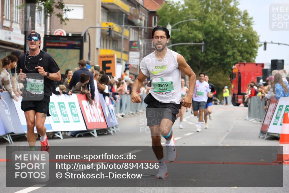 21.09.2025 - PSD Bank Halbmarathon Strokosch-Dieckow http://msf.ph/oto/8944356 21.09.2025 11:46:33 Ziel 1321, 1583, 2112, 2391, 2791, 2919 meine-sportfotos.de