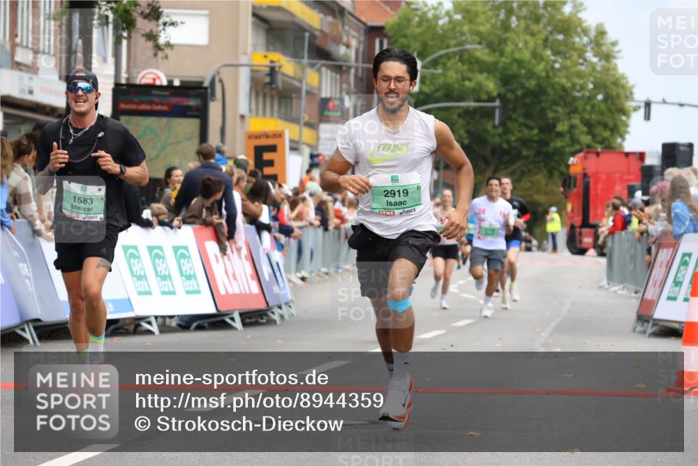 21.09.2025 - PSD Bank Halbmarathon Strokosch-Dieckow http://msf.ph/oto/8944359 21.09.2025 11:46:33 Ziel 1321, 1583, 2112, 2391, 2791, 2919 meine-sportfotos.de